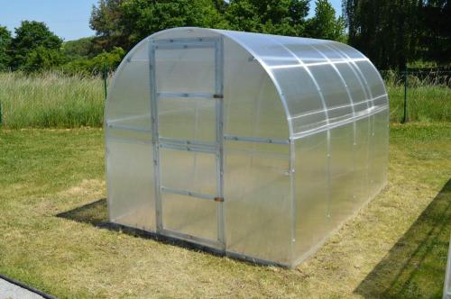 PC U-profil 4 mm, délka 2,10 m, čirý