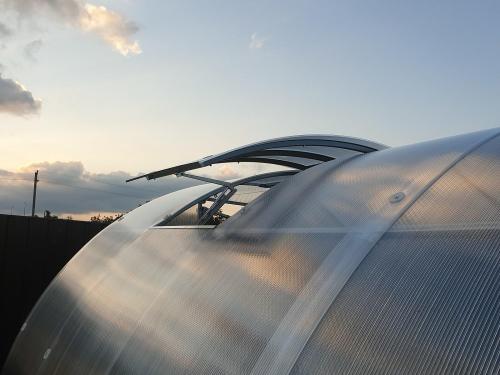 střešní okno pro obloukový skleník LANITPLAST TIBERUS 8 mm