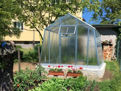 skleník LIMES Hobby H7/3 2,47x3,00 m rozptylové sklo 4 mm