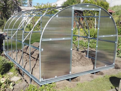 Zahradní skleník z polykarbonátu Gardentec Classic 4 mm 2 x 3 m