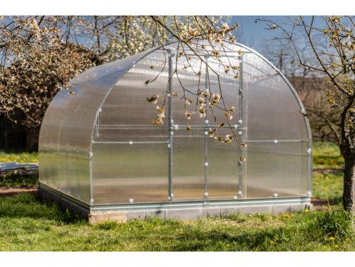 Zahradní skleník z polykarbonátu Gardentec Classic T 4 mm 6 x 3 m