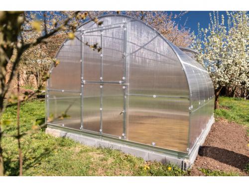 Zahradní skleník z polykarbonátu Gardentec Classic T 4 mm 8 x 3 m
