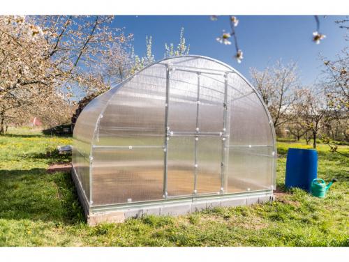 Zahradní skleník z polykarbonátu Gardentec Classic T PROFI 6 mm 8 x 3 m